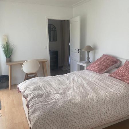 Superbe Chambre Lejlighed Vauhallan Eksteriør billede