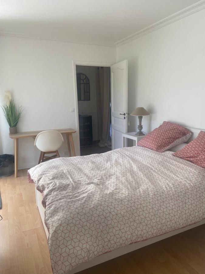 Superbe Chambre Lejlighed Vauhallan Eksteriør billede